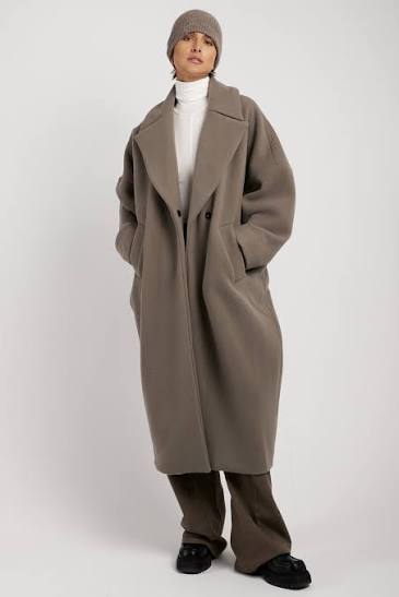 Oversized Wool Coat XO